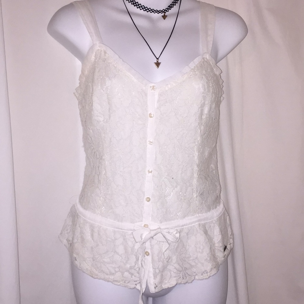 🌺4/$25🌺 Hollister White Lace Top